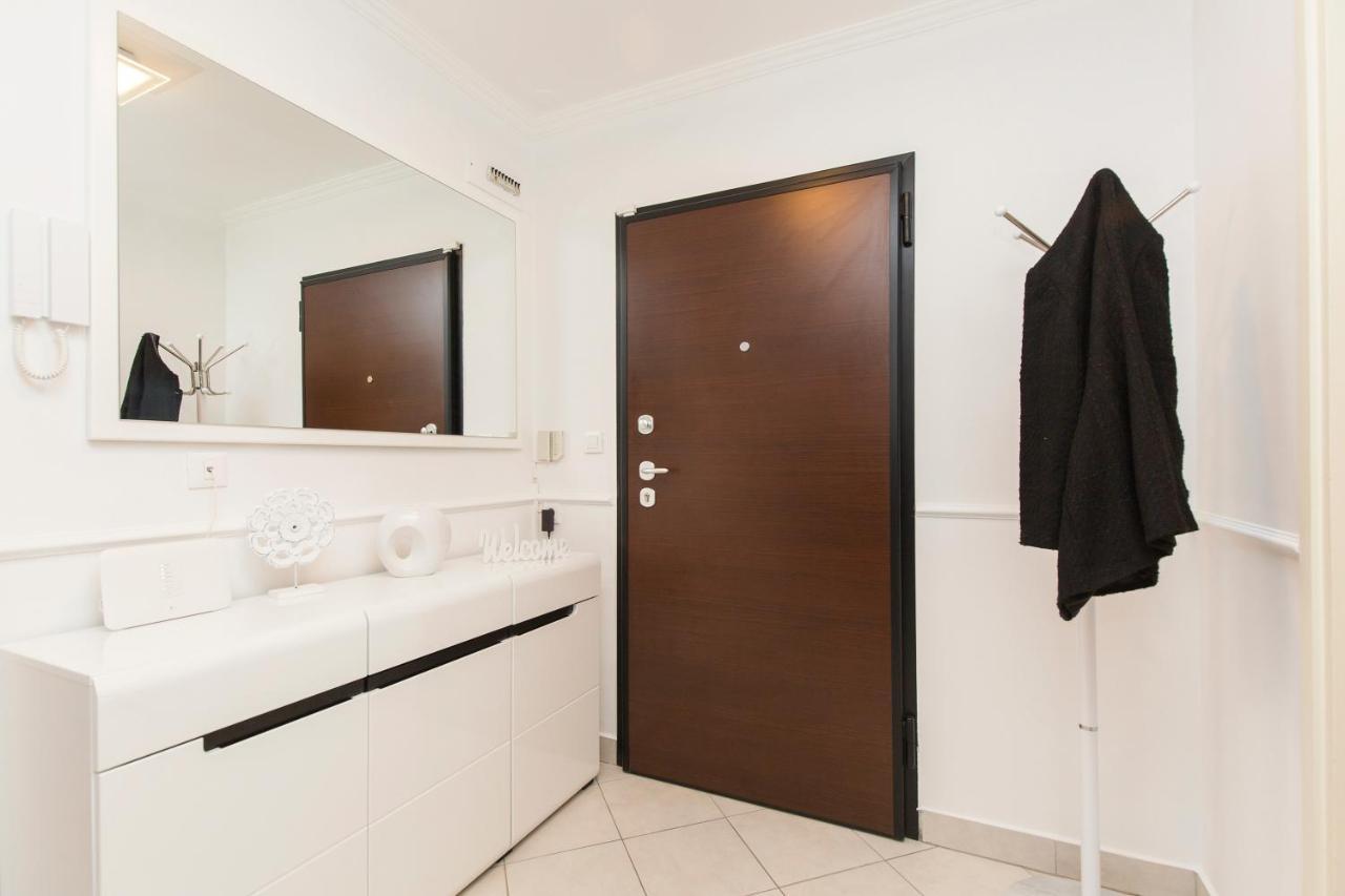 Apartment Parentium Пореч Екстериор снимка