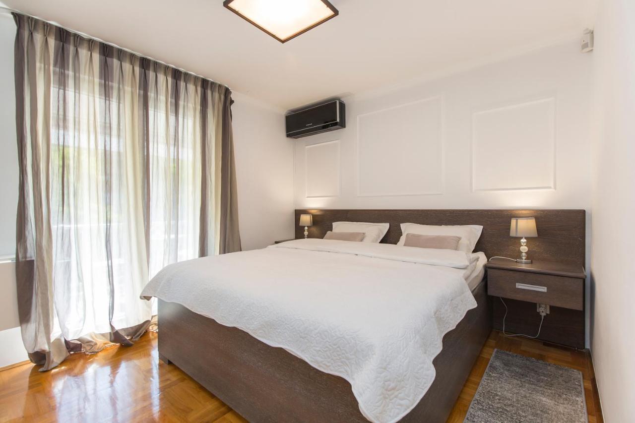 Apartment Parentium Пореч Екстериор снимка