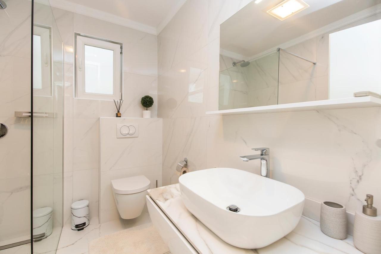 Apartment Parentium Пореч Екстериор снимка
